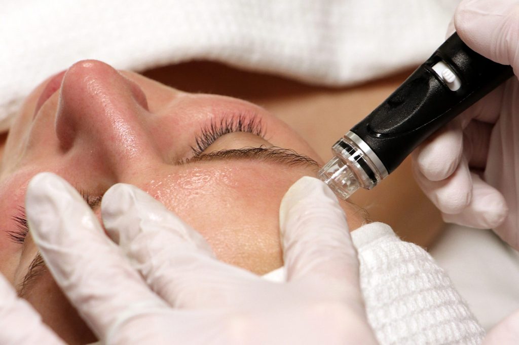 Hydrafacial_behandling