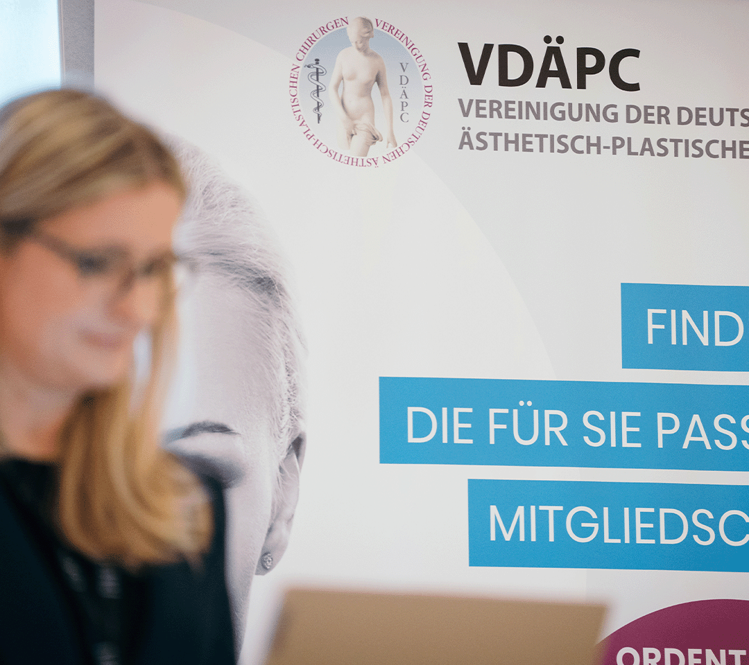 Kvinna på VDÄPC under deras 30-års jubileum i Berlin